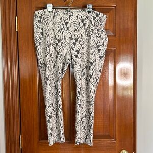 Chicos size 3 petite pull on pants